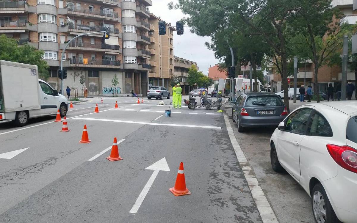 Manresa estrena un nou pas de vianants semaforitzat a les Bases
