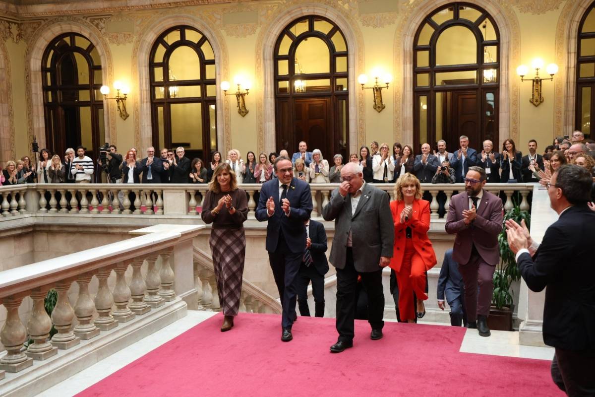 Lluís Puig torna al Parlament després de nou anys a l'exili 