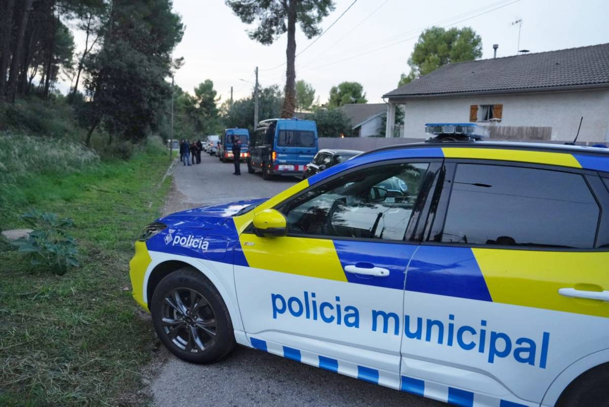 Actuació cooridnada entre Policia Municipal i Mossos - NEBRIDI ARÓZTEGUI Actuació cooridnada entre Policia Municipal i Mossos