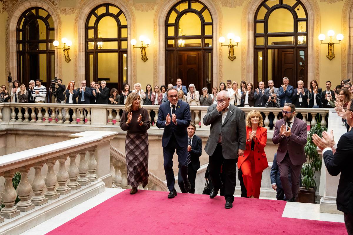 El diputat de Junts i exconseller Lluís Puig, en arribar al ple del Parlament de Catalunya - Hugo Fernández