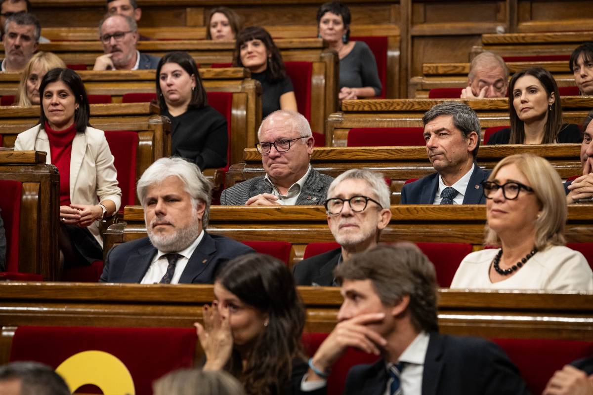 Lluís Puig al ple del Parlament per primer cop des del seu retorn de l'exili - Hugo Fernández