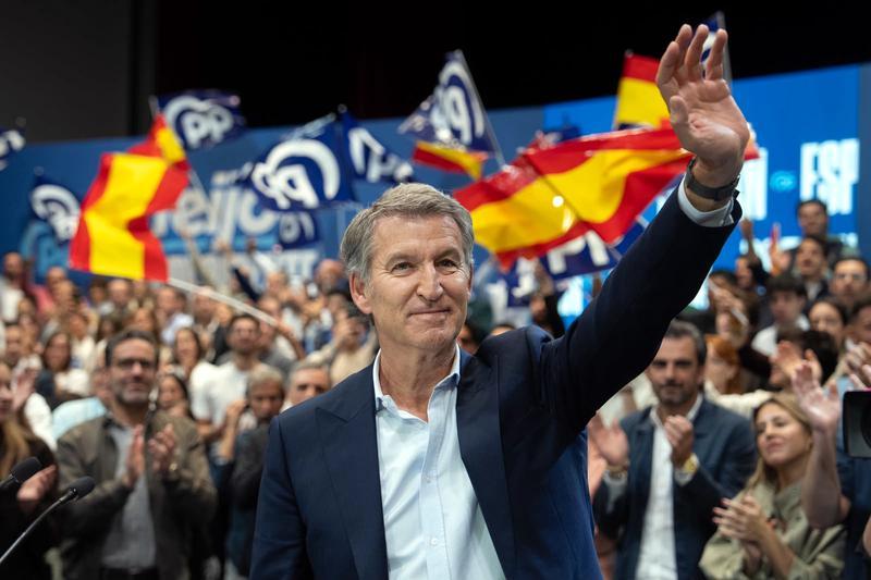 El PP i Vox ultimen un acord pel Senat a Catalunya