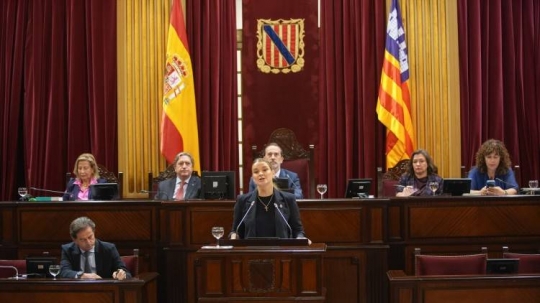 Un debat de política general en clau electoral al Parlament balear