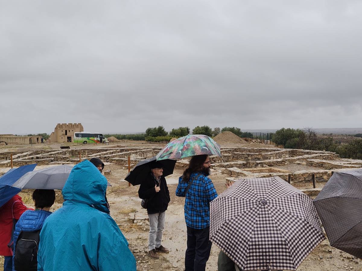 El Centre d`Estudis Lacetans visita el jaciment dels Estinclells - El Centre d`Estudis Lacetans visita el jaciment dels Estinclells