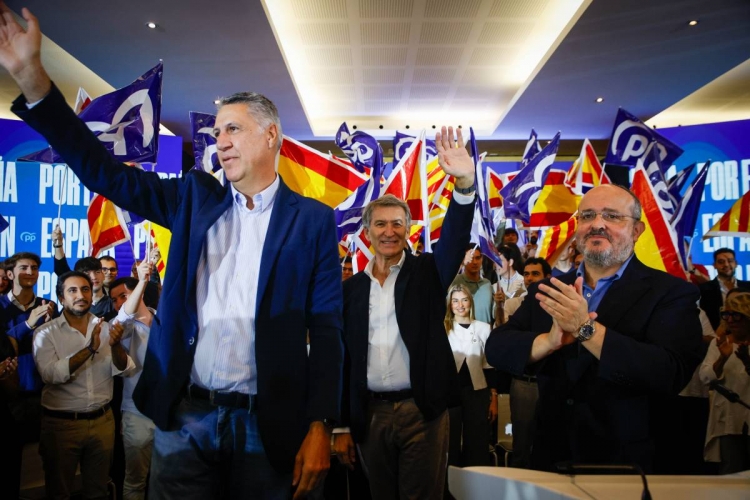 El PP i Vox ultimen un acord pel Senat a Catalunya
