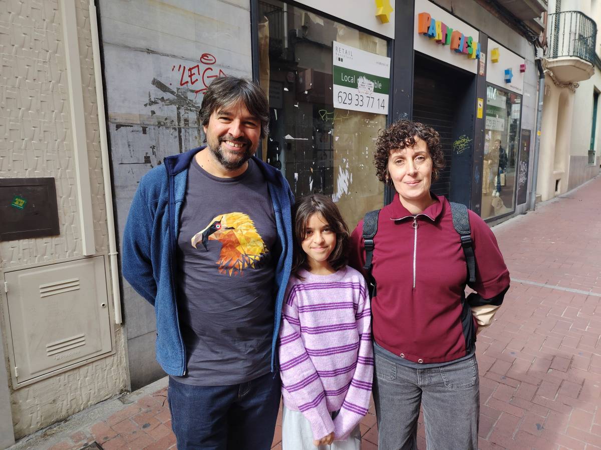 D`esquerra a dreta, Germán Cabrera, Tara Cabrera i Thais Maya - Aketza Martín D`esquerra a dreta, Germán Cabrera, Tara Cabrera i Thais Maya