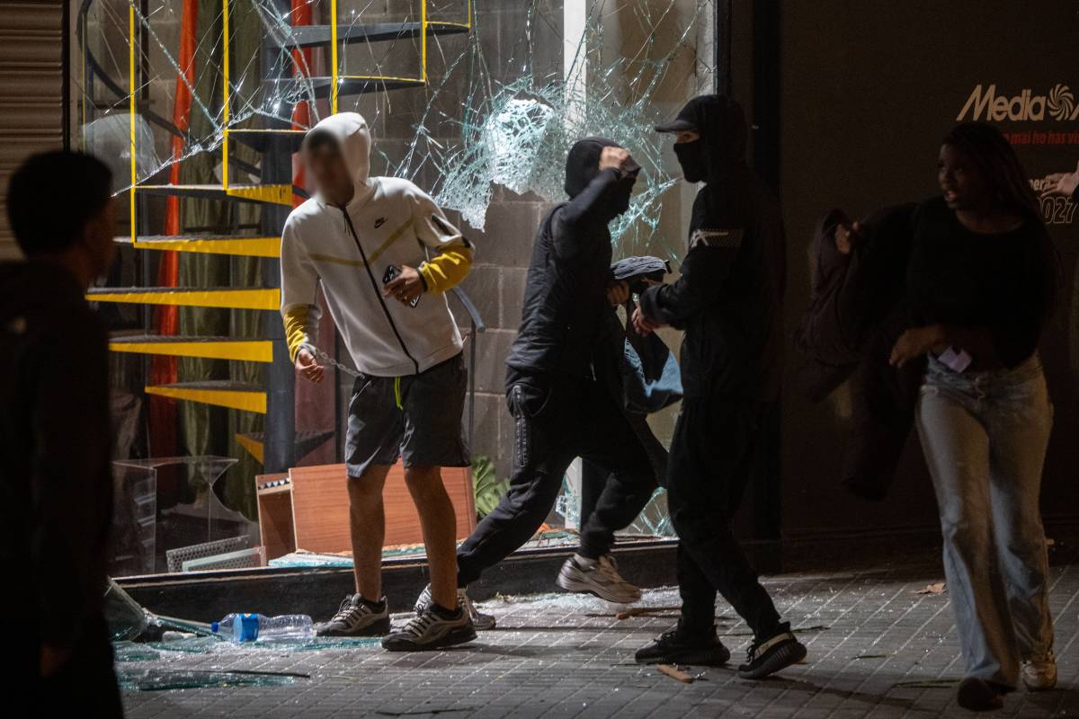 Per TikTok i inspirats en França: així es va gestar la protesta a Barcelona
