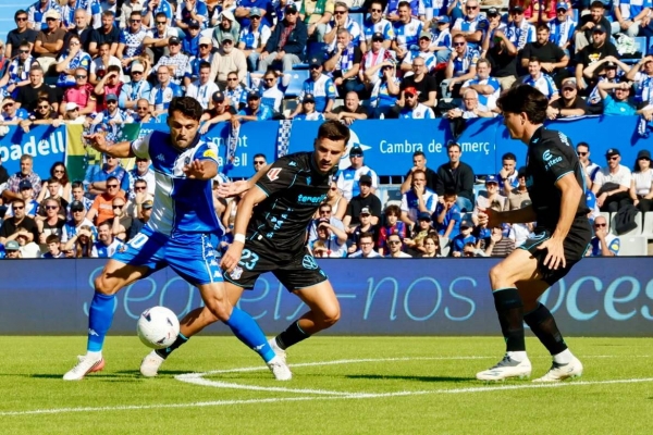 Descans a la Nova Creu Alta, el CE Sabadell - CD Tenerife de la Lliga Hypermotion, en directe (0-0)