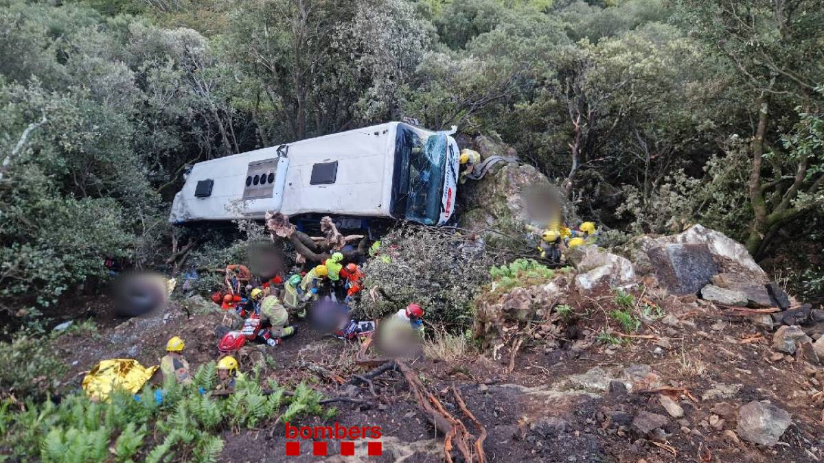 Almenys 20 ferits greus en un accident d'autobús a Fogars de Montclús