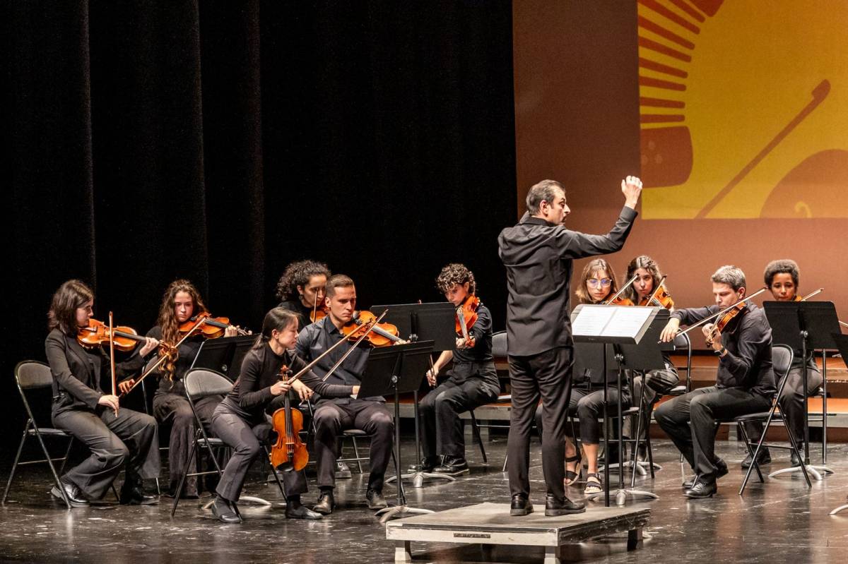 La 18a Gala Solidària de Mans Unides i Càritas - JUANMA PELÁEZ La 18a Gala Solidària de Mans Unides i Càritas