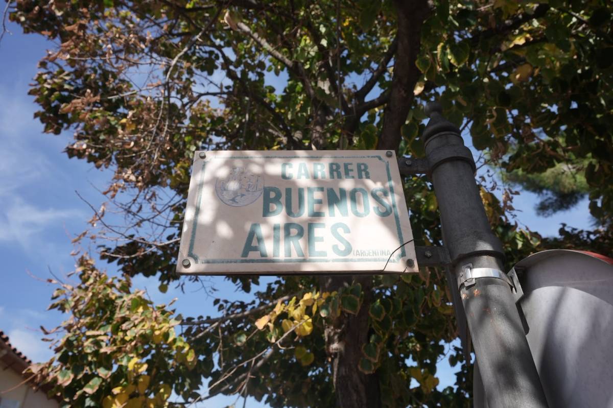 Carrer de Buenos Aires - David Chao Carrer de Buenos Aires