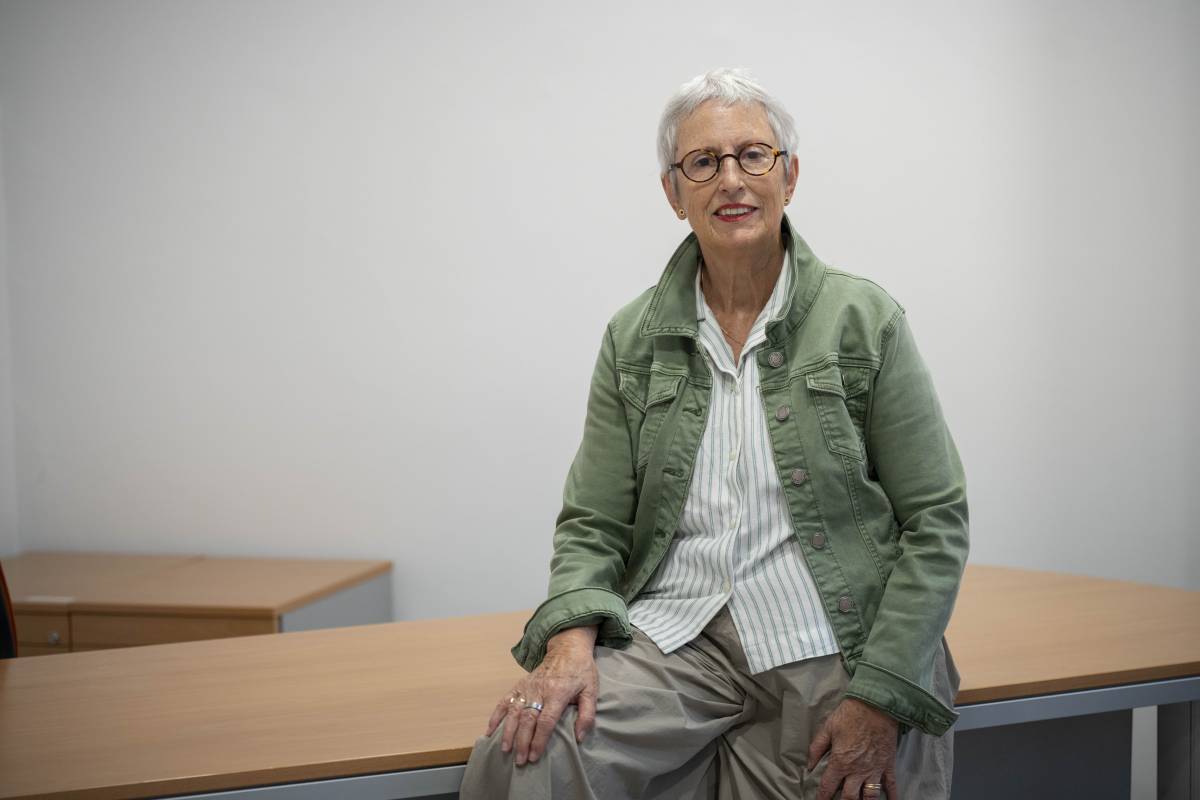 Rosa Massagué és la coordinadora del llibre “L’accident del Tren de les Planes. Memòria de les víctimes d'Ullastrell - ALBERTO TALLÓN