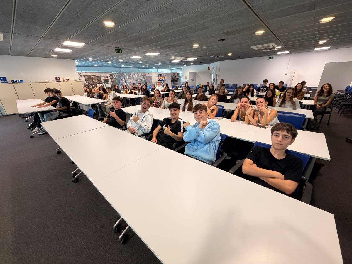Sortida a Barcelona de l`institut Francesc Ribalta - Sortida a Barcelona de l`institut Francesc Ribalta