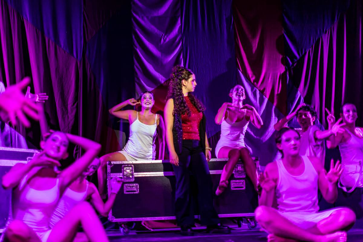 Escena de `La gran defunció`, al Teatre Sant Vicenç