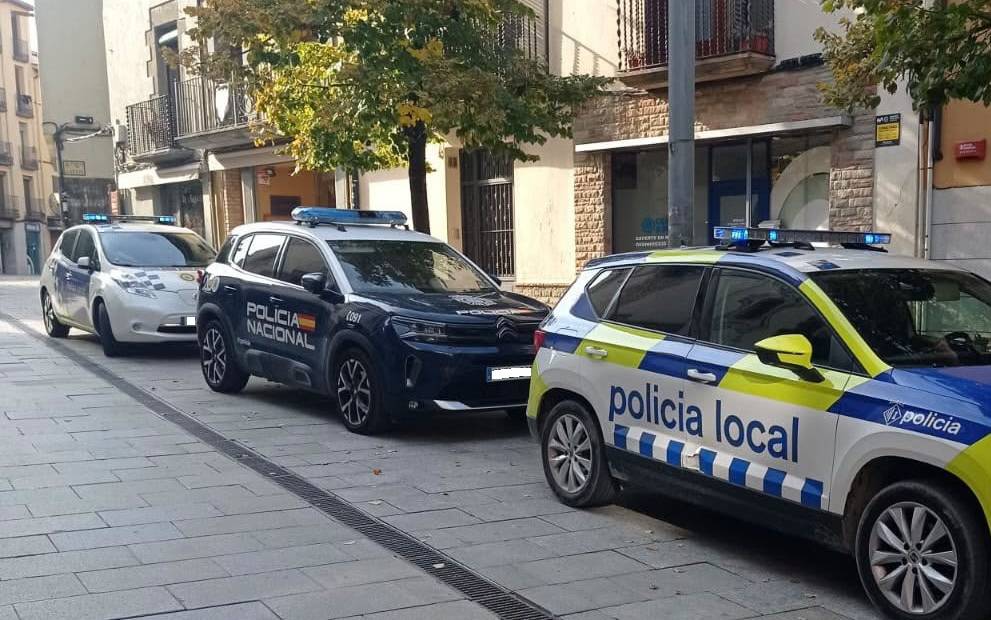 Un establiment clausurat i dos detinguts a Torelló