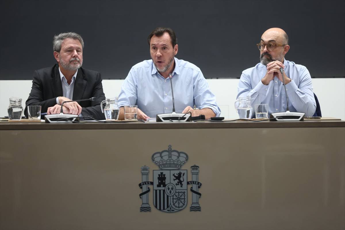 Puente descarta dimitir: «La meva feina és donar la cara i resoldre el problema»