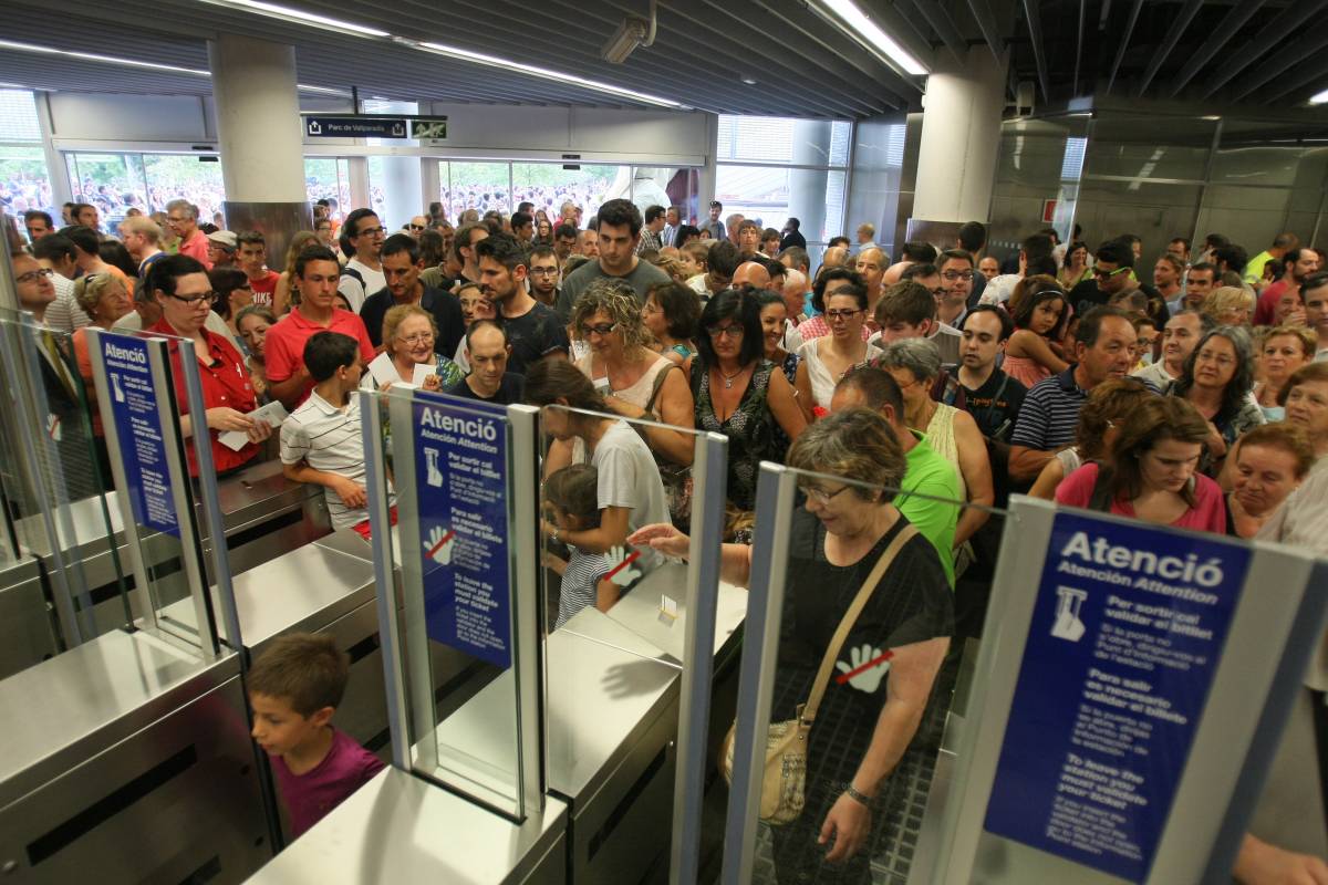 Inauguració del Metro de Terrassa estaciones FGC - Nebridi Aróztegui Inauguració del Metro de Terrassa estaciones FGC