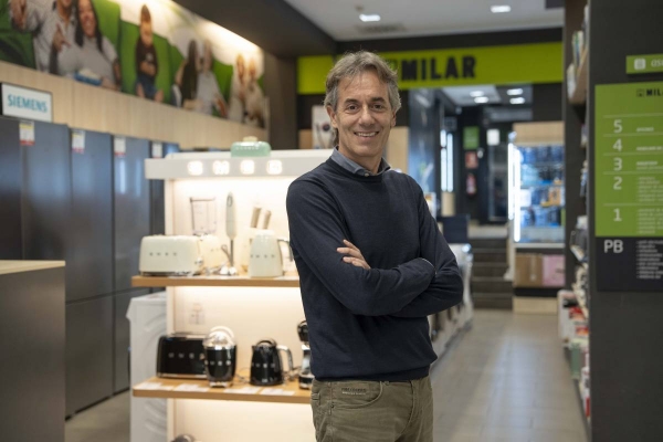 Jan Paloma, propietari del comerç més antic de Terrassa: “Abans, hi havia molta necessitat i poca competència”