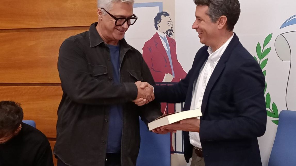 El centenari de la mort d'Àngel Guimerà estreny els llaços culturals del Vendrell i Santa Cruz de Tenerife