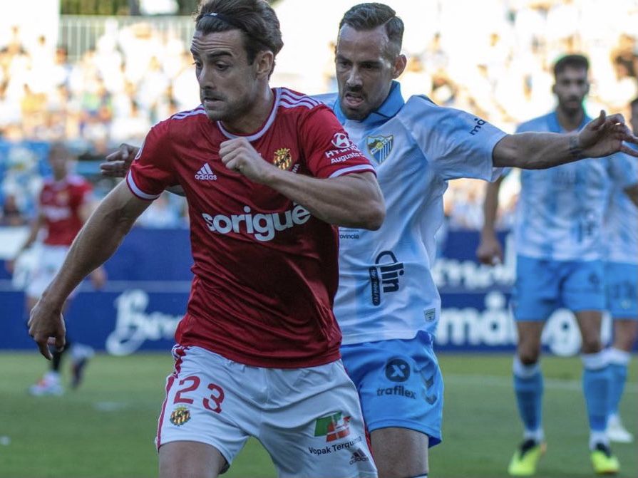 El Nàstic surt viu de Málaga i haurà de guanyar al Nou Estadi per pujar