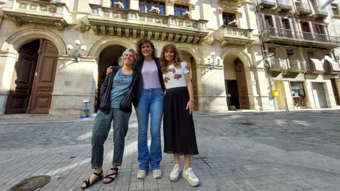 Valls reforçarà les accions de sensibilització feminista i d'igualtat durant l'estiu
